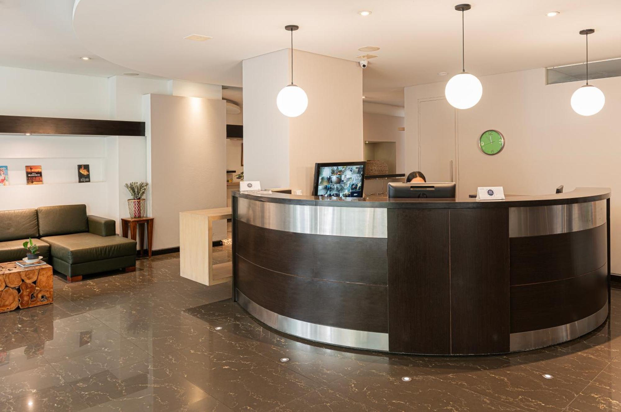 Hotel Viaggio Nueve Tres Bogota Bagian luar foto