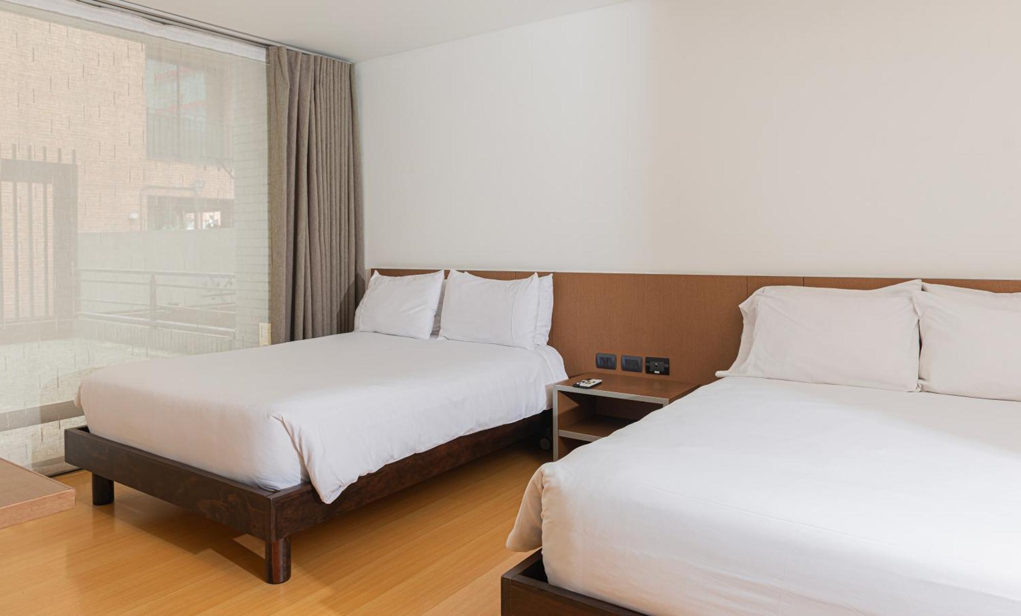 Hotel Viaggio Nueve Tres Bogota Bagian luar foto