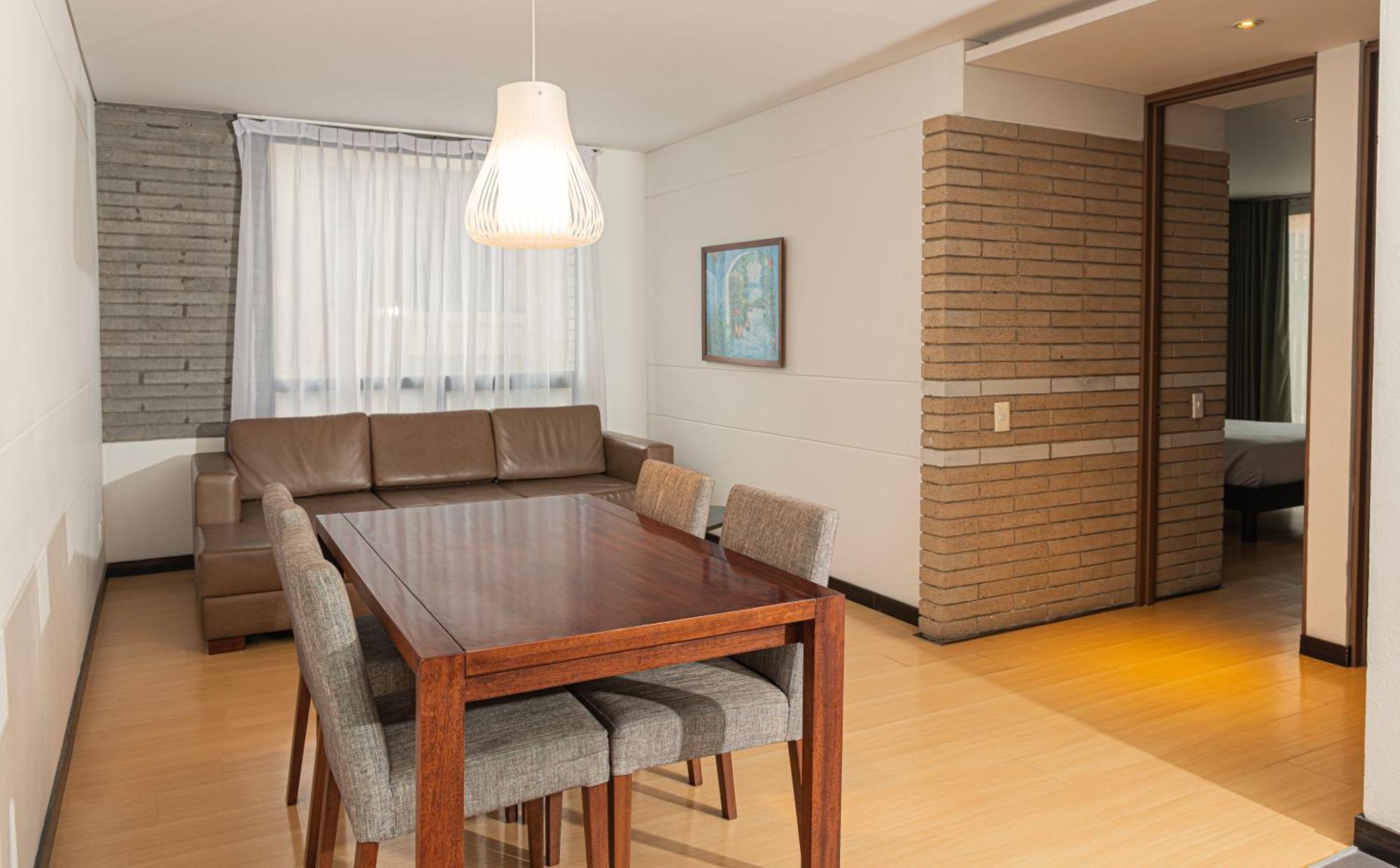 Hotel Viaggio Nueve Tres Bogota Bagian luar foto
