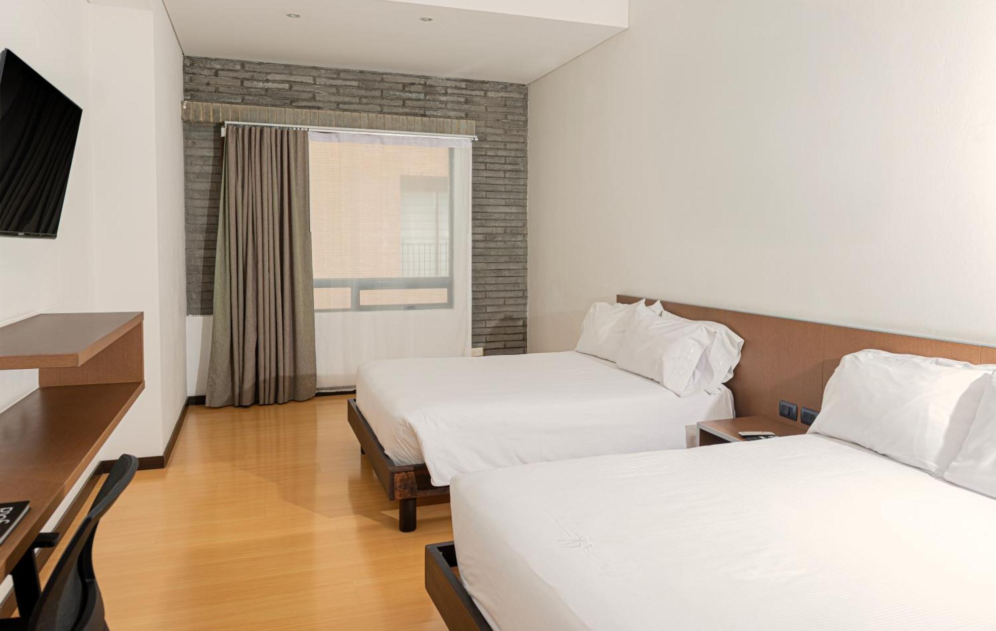 Hotel Viaggio Nueve Tres Bogota Bagian luar foto